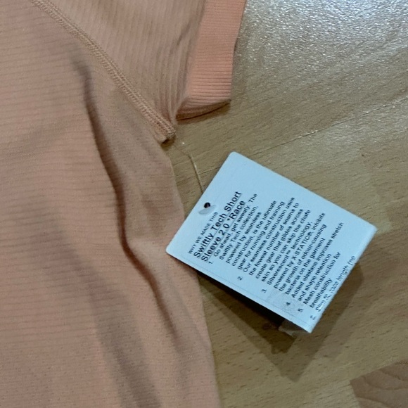 New Swiftly Tech Short Sleeve 2.0 - Picture 2 of 9